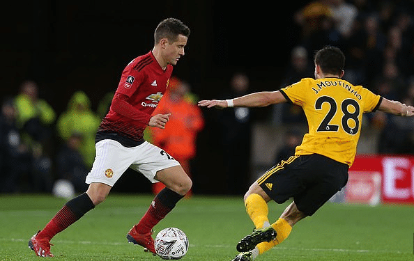 一个退役球 一个退役球